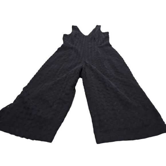 Adelyn Rae Black Crochet Overlay Black Cropped One Piece Jumper Size Small - Picture 2 of 11